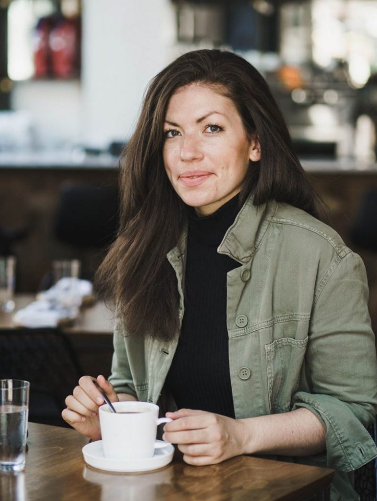 Curiosities Insider Interviews Kim Julie Hansen Best of Vegan by Edward Gebel Thumbnail