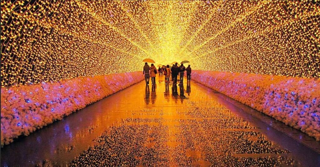 Events Up Coming NYC 1st Winter Lantern Festival Light Tunnel