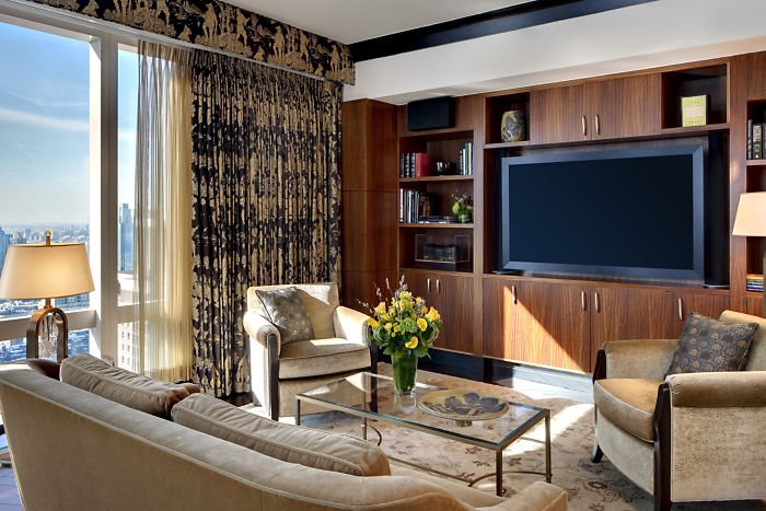 Mandarim Oriental Hotel Oriental Suite Study Room