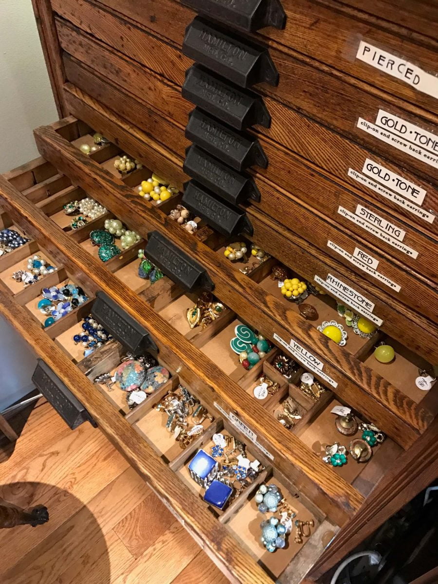 Ladies Pippin Vintage Jewelry Fashion Frawers Earrings Cufflinks