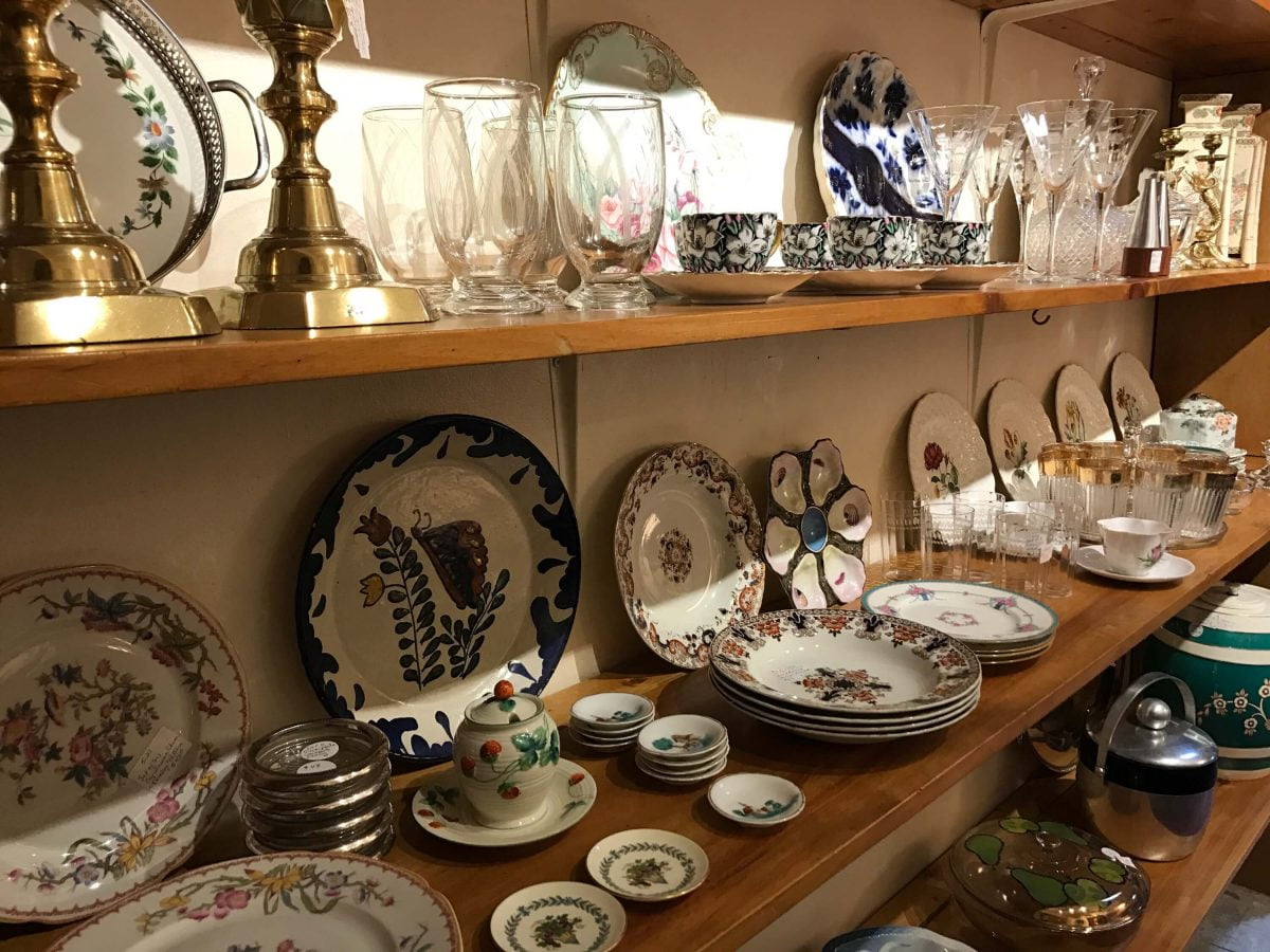 Ladies Pippin Vintage Jewelry Home Decor Dishes