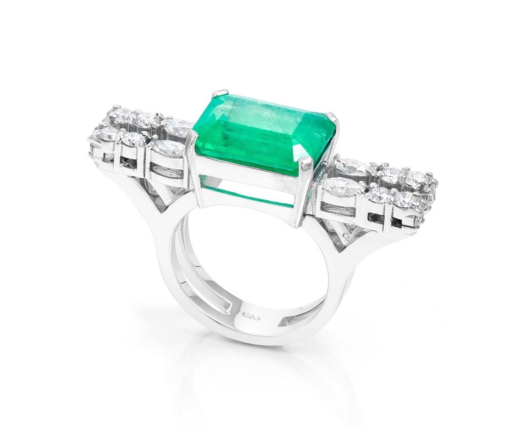 Our Experts Recaps Julls 2016 Jewelry Andrea Conti Emerald Ring
