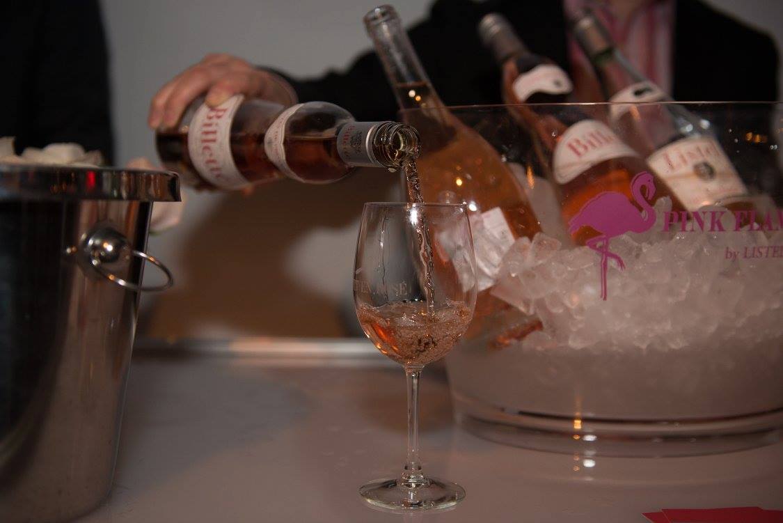 Our Experts Recaps La Nuit en Rose NYC Edition Serving Wine