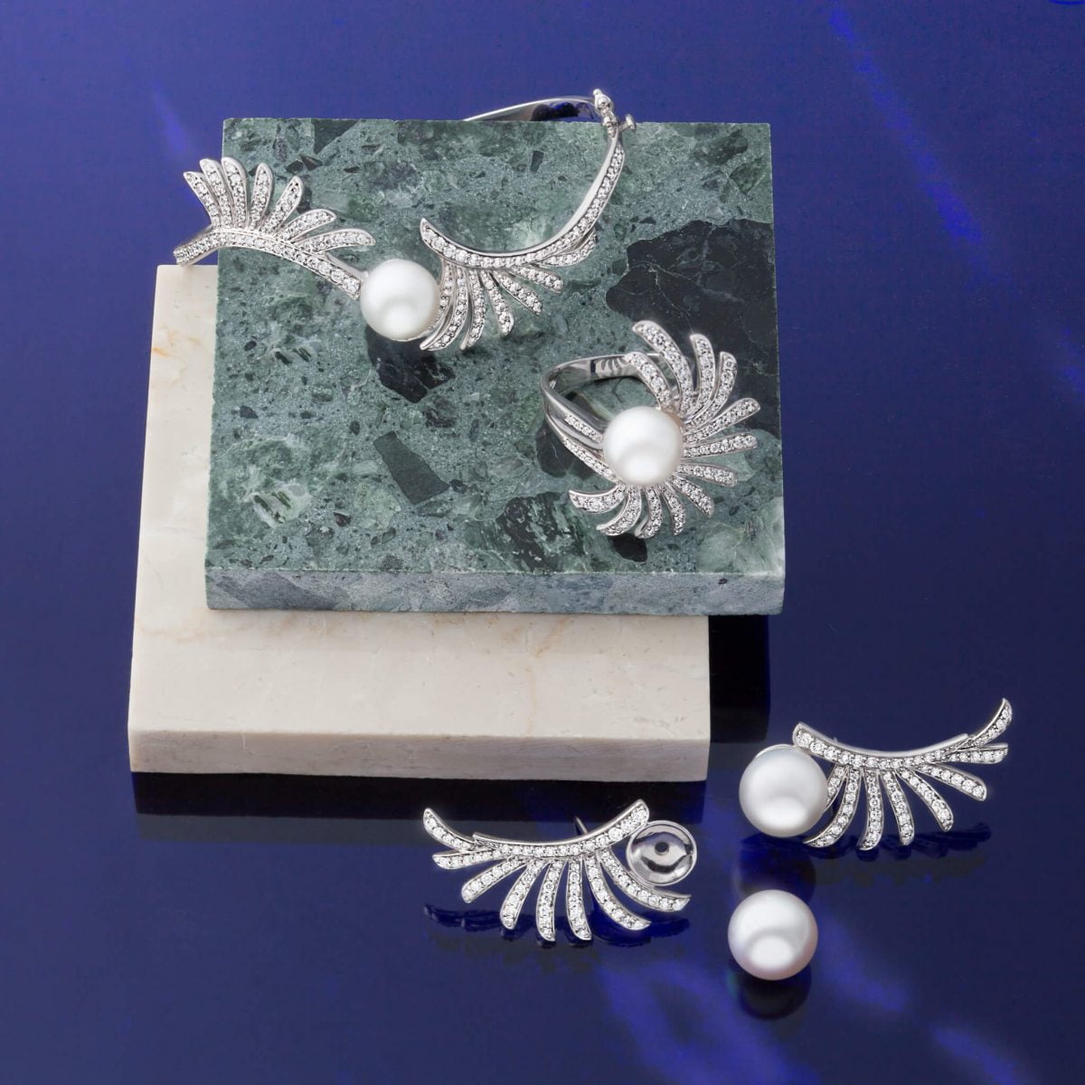 Shop NYC Wedding Hueb Jewelry Diamonds and Pearls