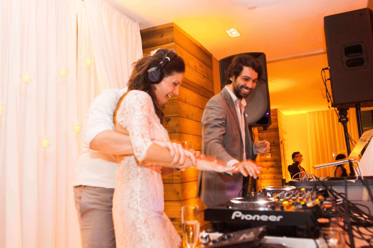 Shop NYC Wedding Kamila Almeida Gurneys Montauk DJ