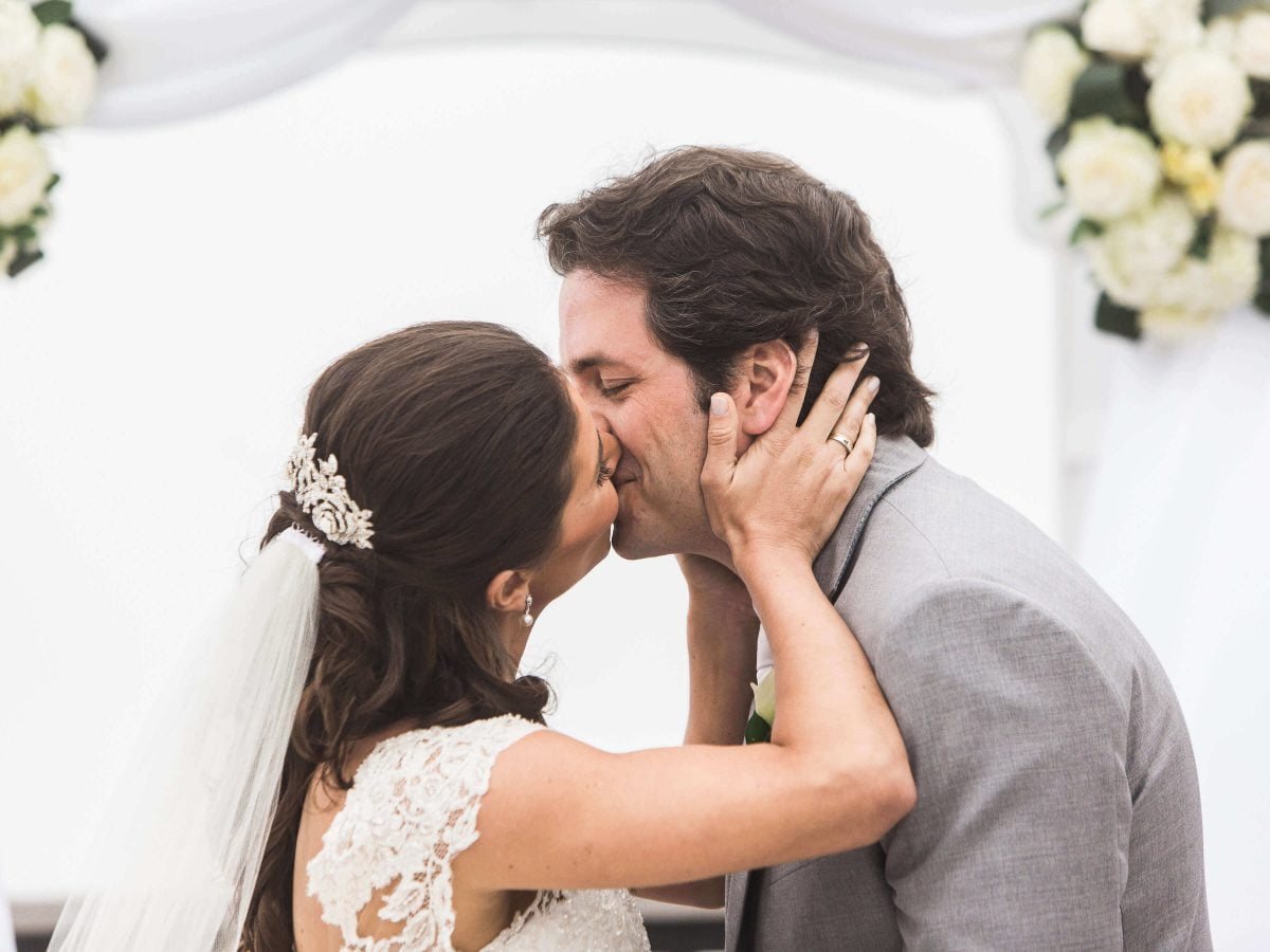 Shop NYC Wedding Kamila Almeida Gurneys Montauk Kissing