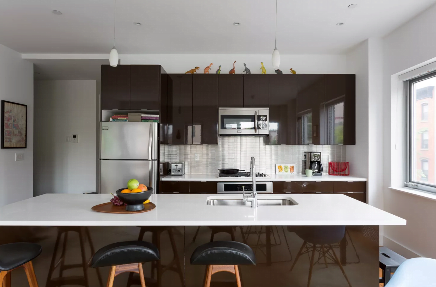 One Fine Stay Rentals Kitchen Island