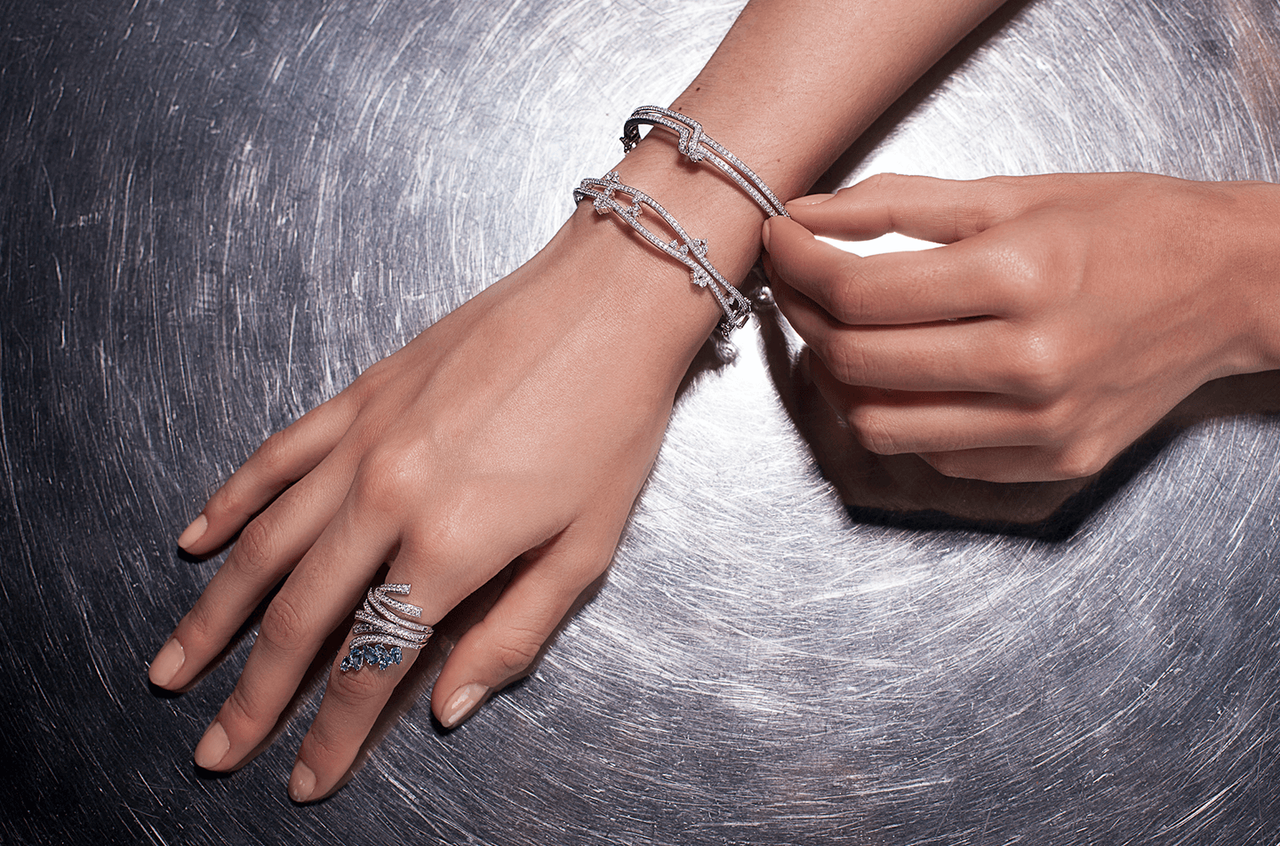 Shop NYC Wedding Hueb Jewelry Diamonds